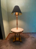 Lamp end table w/marble top
