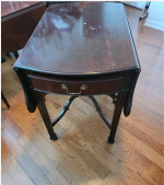 Kindel Winterthur Dropleaf Side Table