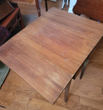 Dropleaf table - by Norris