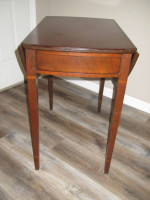 MCM Henkel Style Drop Side Oval Table