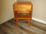 Heywood Wakefield MCM Side End Table / Nightstand