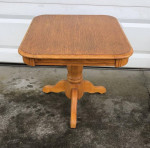Oak Finish Wood End Table or Occasional Table Really cute for any spot