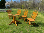 Table with 4 chairs