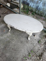 White wood coffee table