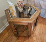 Octagonal END TABLE / NIGHTSTAND - OAK - $40