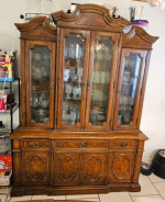 Thomasville Dining set: Table, 6 Chairs, China Hutch, Buffet - $640