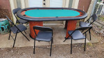 Poker table / Chairs