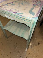 End table