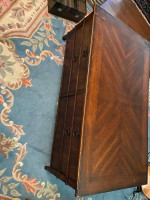 Storage coffee table