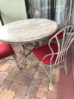 Lanai patio set (table & 4 chairs)