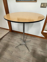 New Flash Furniture Lars 36'' Round Wood Cocktail Table