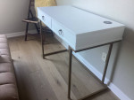 Entry table/ desk