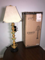 New teapot table lamp, in the box