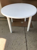 42" round patio table with 4 chairs