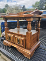 Solid wood nightstand/end table