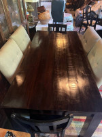 Beautiful pier one solid dining table and 6 chairs