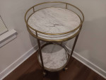 Bar cart / mobile table