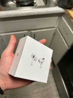 Apple AirPod Pros