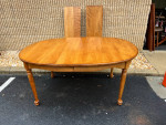Cushman Colonial Furniture Solid Maple Dining Table with 2 Leaves