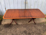 Baker Mahogany Inlaid Extension Dining Table with 2 leaves. Antique.