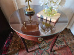 Classic Mahogany End Table/ Side Table