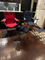 3 Camping Chairs with table