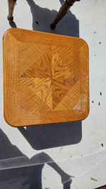 End table