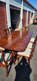 Henkel Harris table and 8 Kincaid chairs (free delivery)