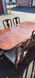 Henkel Harris table and 8 Kincaid chairs (free delivery)