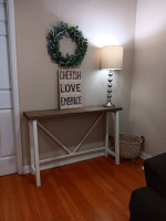table entry/Hallway