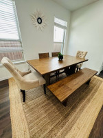 Dining table set