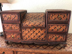 Decorative Wicker T.able and Storage Box