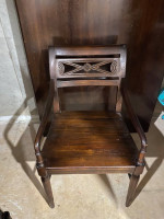 Dining room table for sale!! Great Condition, great quality wood