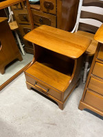 MODERN MID CENTURY NIGHTSTAND, BEDSIDE TABLE