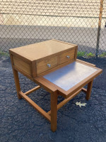 American of Martinsville end table