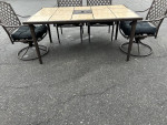 Beautiful Hampton Bay Tile Top Patio Set Table and 6 chairs Great Cond