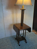 Small Drop Leaf Side Table w/Lamp