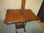 Small Drop Leaf Side Table w/Lamp