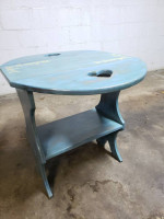 Drop leaf side table