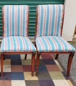 PENDING. 4 Dining Room Table Chairs.