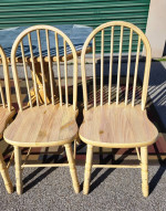 Dining Room Table and 4 Chairs. Tile Top.