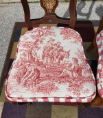 4 Dining Room Table Chairs. Unique Pattern