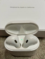Apple AirPods 2nd Gen