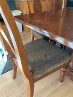 Cherry finished dining room table and 6 chairs