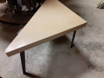 UNIQUE MID CENTURY MODERN TRIANGLE SHAPED ACCENT TABLE