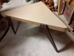 UNIQUE MID CENTURY MODERN TRIANGLE SHAPED ACCENT TABLE