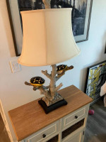 Turtle table lamp
