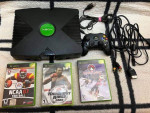 MICROSOFT ORIGINAL XBOX CONSOLE CONTROLLER AND 3 GAMES