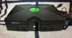MICROSOFT ORIGINAL XBOX CONSOLE CONTROLLER AND 3 GAMES
