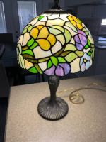 Tiffany Style Table Lamp 20” tall